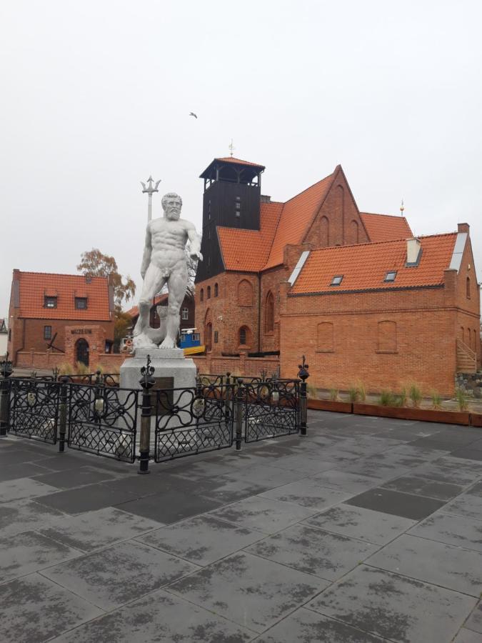 Domek W Parku Lägenhet Hel Exteriör bild